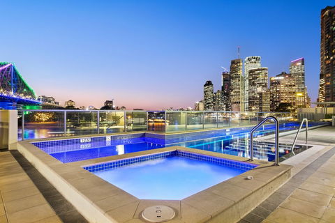 Astra Apartments Brisbane - Accommodation Search 9