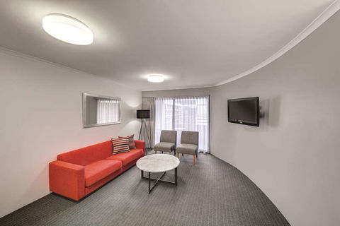 Adina Serviced Apartments James Court - Accommodation Search 12