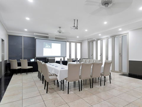 Mantra Mackay - Accommodation Search 11