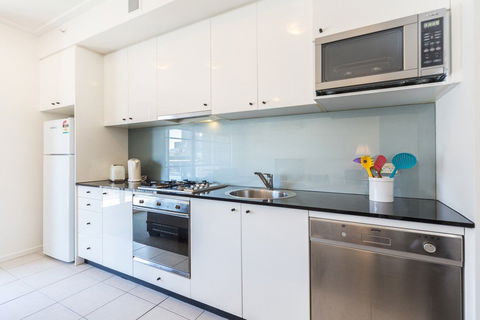Astra Apartments Sydney CBD - Accommodation Search 2