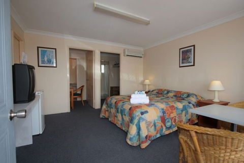Alexander Motel & Peppercorn Restaurant - Accommodation Search 0