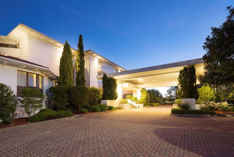 Ramada By Wyndham Diplomat Canberra - Accommodation Search 1