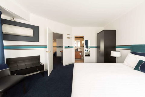 Ramada By Wyndham Diplomat Canberra - Accommodation Search 2