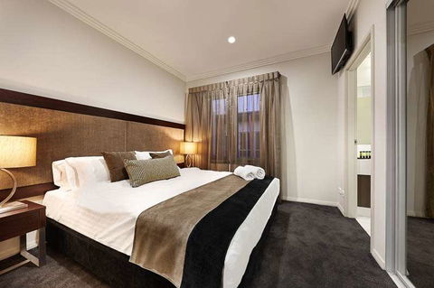 Attika Hotel - Accommodation Search 1