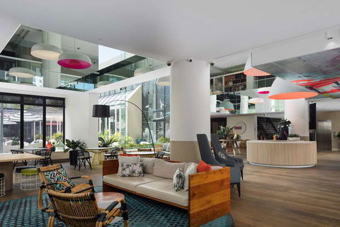 QT Gold Coast - Accommodation Search 2