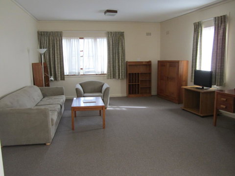 University House - ANU - Accommodation Search 39