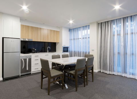 Avenue Hotel Canberra - Accommodation Search 9