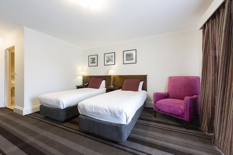 Mercure Canberra - Accommodation Search 8