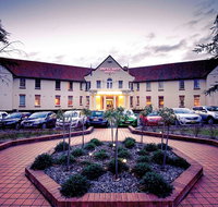 Mercure Canberra - Accommodation Search