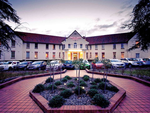 Mercure Canberra - Accommodation Search 0