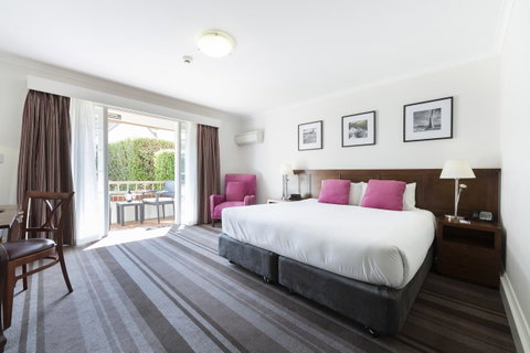 Mercure Canberra - Accommodation Search 2