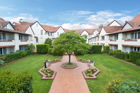 Mercure Canberra - Accommodation Search 25