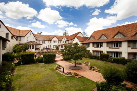 Mercure Canberra - Accommodation Search 26