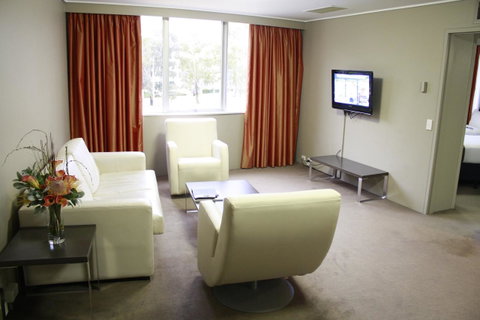 Pavilion On Northbourne - Accommodation Search 5