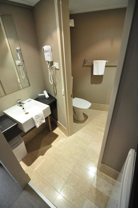 Pavilion On Northbourne - Accommodation Search 20
