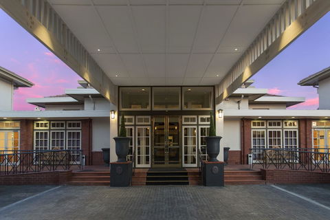 Hotel Kurrajong Canberra - Accommodation Search 22