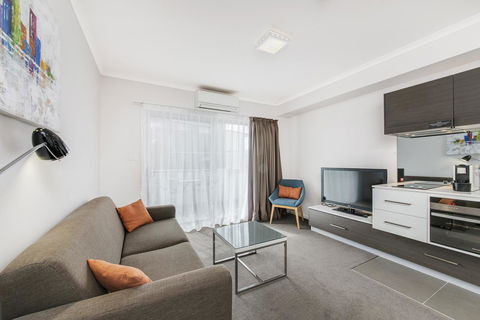 Abode Tuggeranong - Accommodation Search 5