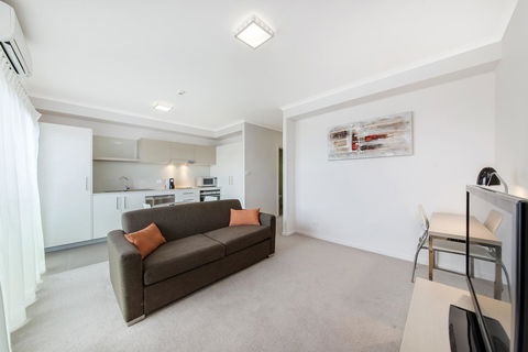 Abode Tuggeranong - Accommodation Search 4