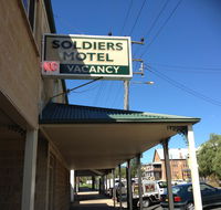 Soldiers Motel - Accommodation Search