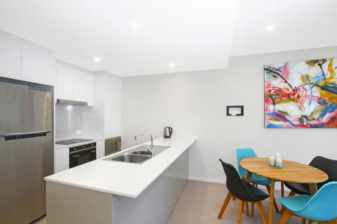IQ Smart Apartments 704 Braddon ACT - Accommodation Search 3