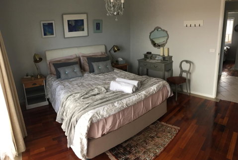 Finches Canberra - Accommodation Search 12