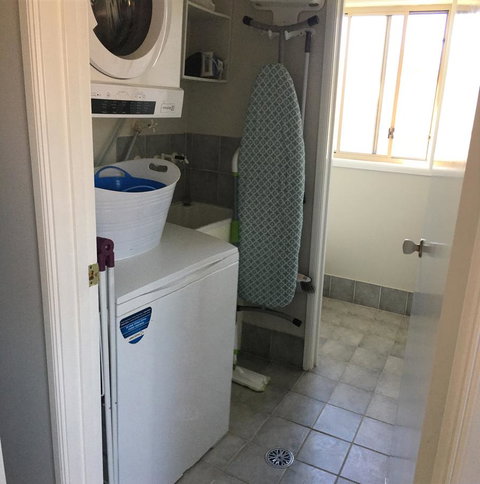 Finches Canberra - Accommodation Search 21