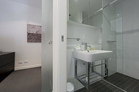 Mode 220 Braddon ACT - Accommodation Search 7