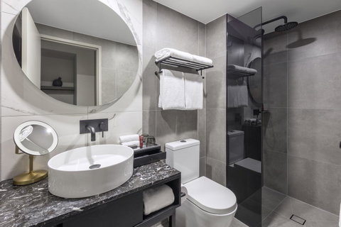 Deco Hotel Canberra - Accommodation Search 6