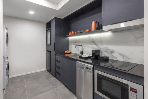 Deco Hotel Canberra - Accommodation Search 8
