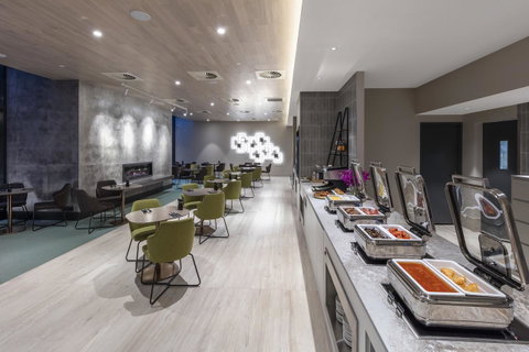 Deco Hotel Canberra - Accommodation Search 2