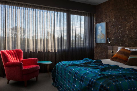 Ovolo Nishi - Accommodation Search 25