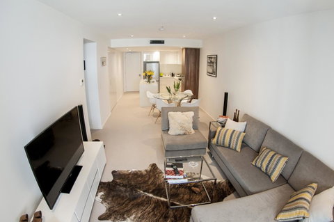 KUI - Manhattan Apartments - Accommodation Search 12