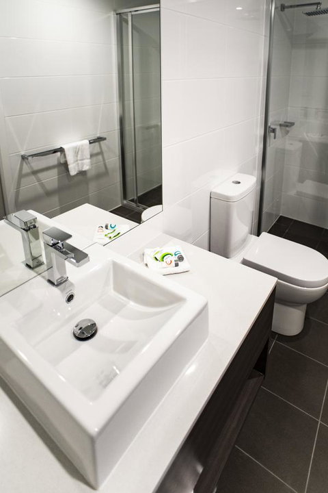 Leumeah Lodge - Accommodation Search 9
