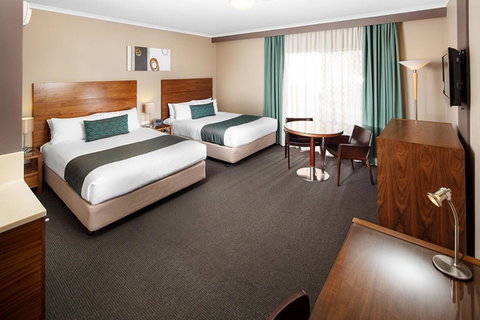 Quality Hotel Dickson - Accommodation Search 3
