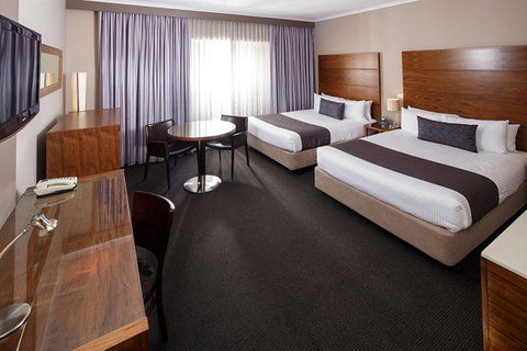 Quality Hotel Dickson - Accommodation Search 0