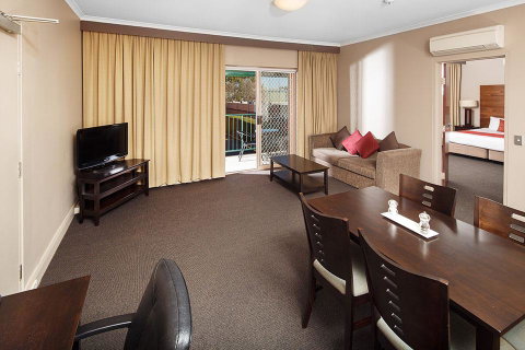 Quality Hotel Dickson - Accommodation Search 23