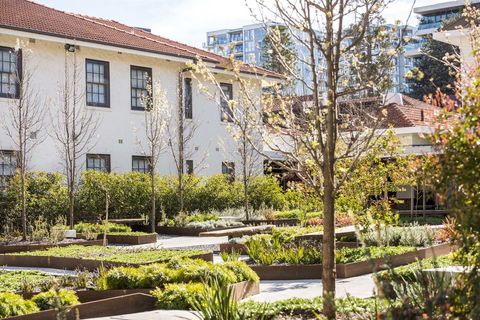 Peppers Gallery Hotel - Accommodation Search 1