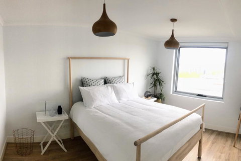 Staying Places - The Avenue - Accommodation Search 10