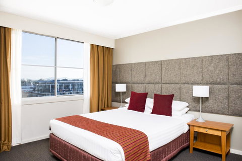 Mantra On Northbourne - Accommodation Search 12