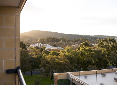 Mantra On Northbourne - Accommodation Search 11