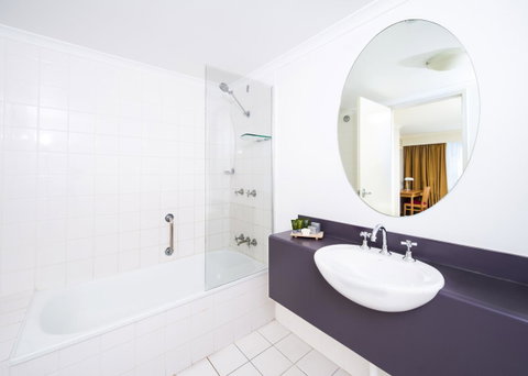 Mantra On Northbourne - Accommodation Search 14