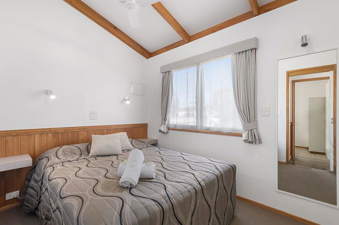 Port Broughton Tourist Park - Accommodation Search 15
