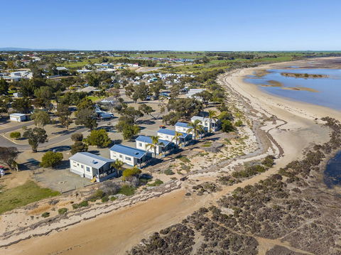 Port Broughton Tourist Park - Accommodation Search 11
