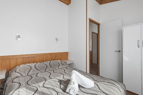 Port Broughton Tourist Park - Accommodation Search 14