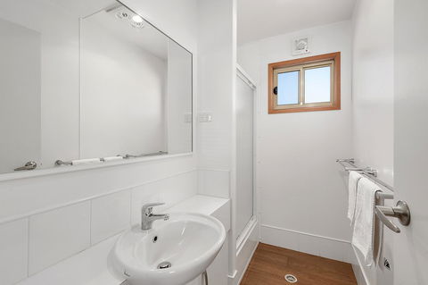 Port Broughton Tourist Park - Accommodation Search 19