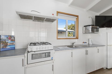 Port Broughton Tourist Park - Accommodation Search 34
