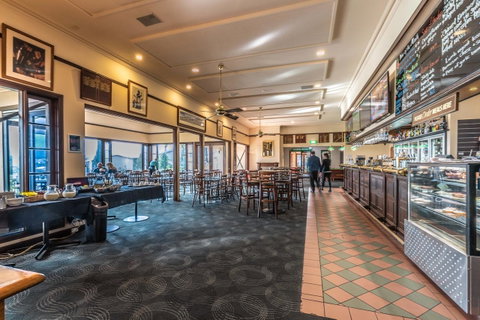 McCracken Country Club - Accommodation Search 8