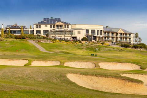 McCracken Country Club - Accommodation Search 0