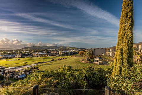 McCracken Country Club - Accommodation Search 5