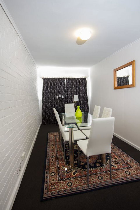 Cowan Street Bungalow - Accommodation Search 12